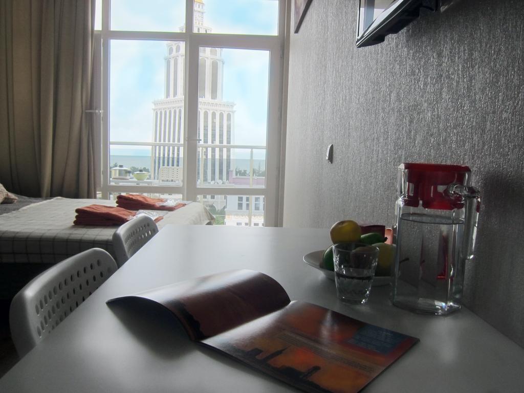 Apartments In The Center Of Batoumi Extérieur photo